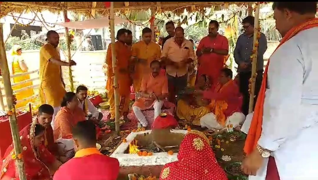जमशेदपुर:सूर्य मंदिर धाम में राम मंदिर स्थापना के चार साल पूरे होने पर जश्न, हो रही है विशेष पूजा अर्चना, उड़ीसा के राज्यपाल रघुवर दास भी हुए शामिल