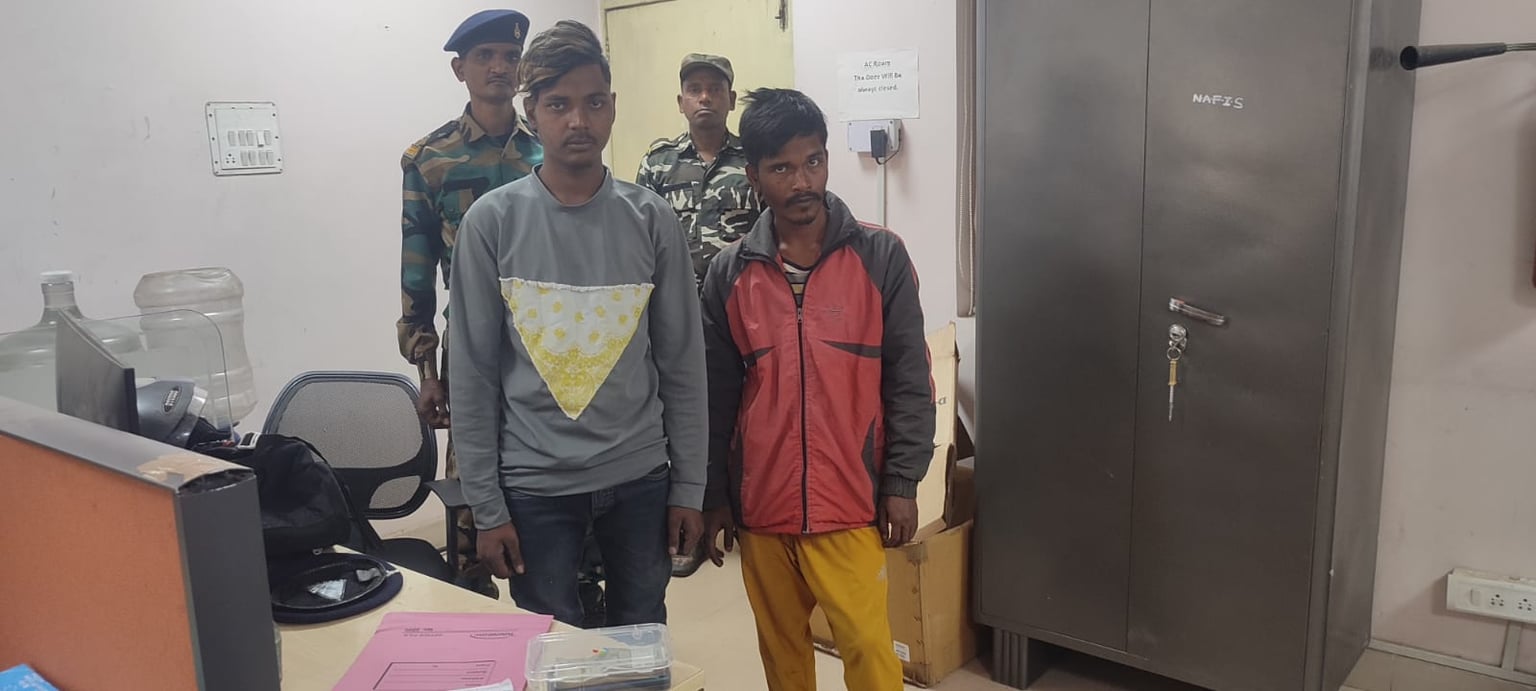 गिरफ्त में नशे के सौदागर ! ब्राउन सुगर की बिक्री करने वाले दो तस्कर को पुलिस ने किया गिरफ्तार
