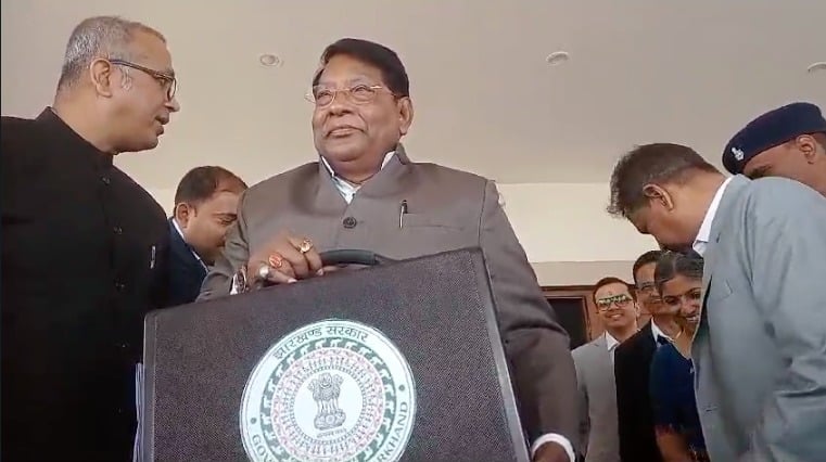 चंपई सरकार के बजट में किसानों को मिला तोहफा, 2 लाख का कर्ज होगा माफ