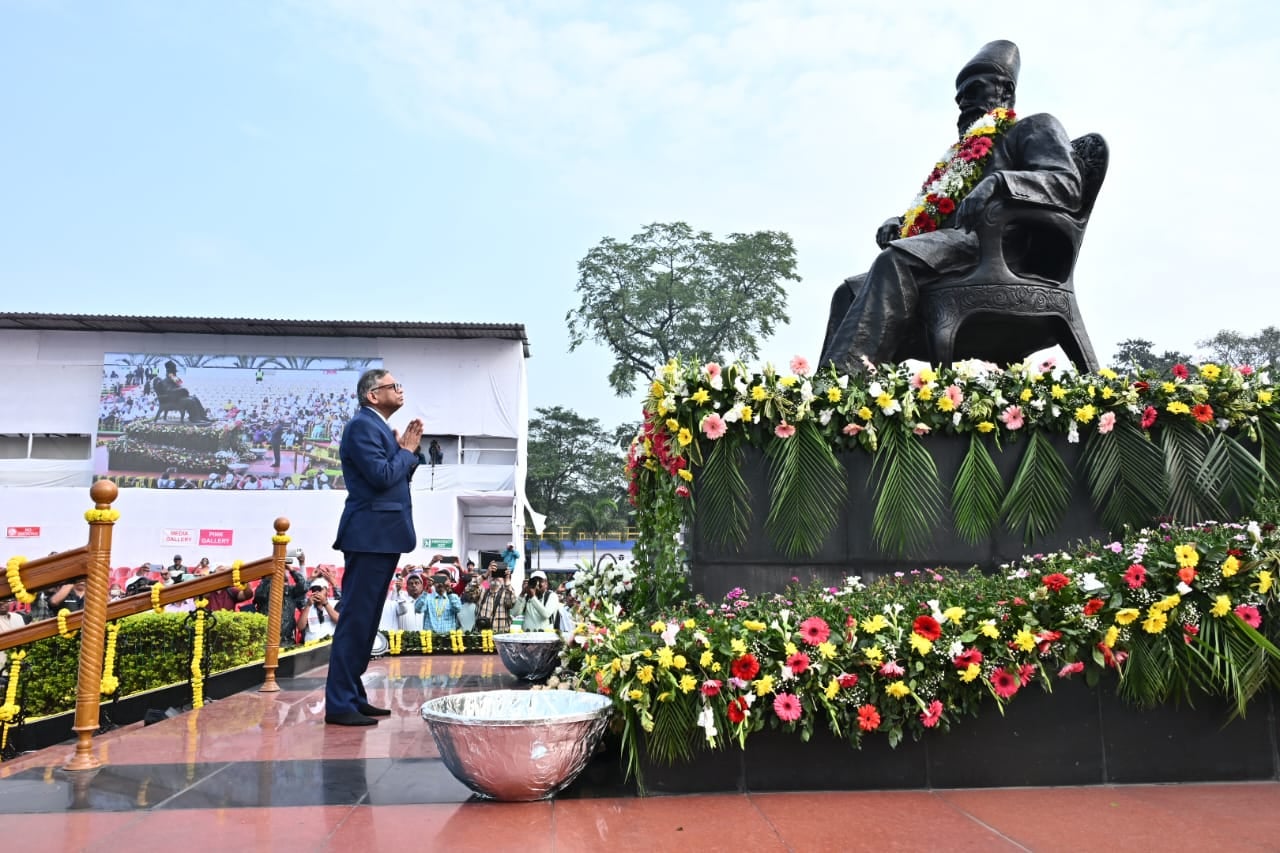 जमशेदपुर:टाटा स्टील के संस्थापक जमशेदजी नसरवान जी टाटा की 185वीं जयंती आज, टाटा समूह के चेयरमैन एन चंद्रशेखरन ने दी श्रद्धांजलि, पढ़ें क्या कहा