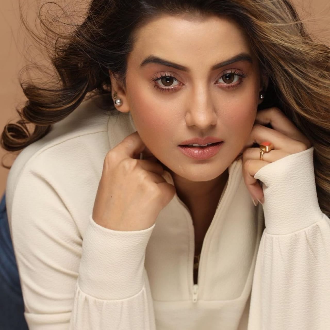 बंगाल का लोकसभा चुनाव बिहारी VS बिहारी बनाने की कवायद,पवन सिंह के इनकार के बाद भाजपा उतार सकती है भोजपुरी एक्ट्रेस अक्षरा सिंह को