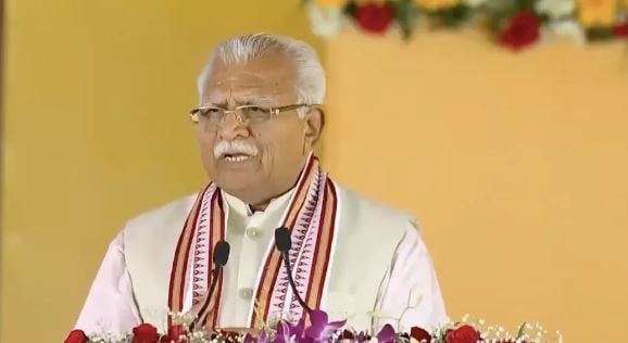 हरियाणा में बढ़ी सियासी हलचल, मुख्यमंत्री मनोहर लाल खट्टर ने दिया इस्तीफा, जानिए कौन बनेगा अगला सीएम