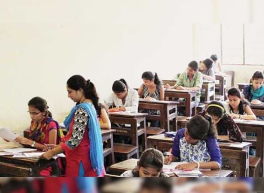 JOB IN JHARKHAND : बेरोजगारों के लिए बड़ी खुशखबरी, जाने JSSC ने किस पद के लिए नियुक्ति प्रक्रिया कर दी है तेज, और कहां होने वाली है टीचर्स की नियुक्ति