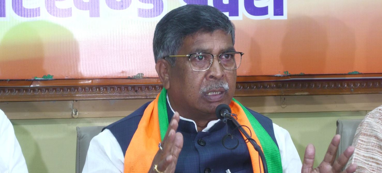 Big Update : बड़कागांव में गुंडाराज! विधायक अम्बा प्रसाद के आरोपों पर भाजपा का पलटवार, किसने किया था ऑफर? चेहरा करें बेनकाब