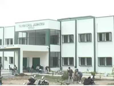 Admission Alert: मुख्यमंत्री उत्कृष्ट विद्यालयों में नामांकन के लिए रिकॉर्ड तोड़ आवेदन, जानिए कितनी सीट के लिए कितने आए आवेदन  ?