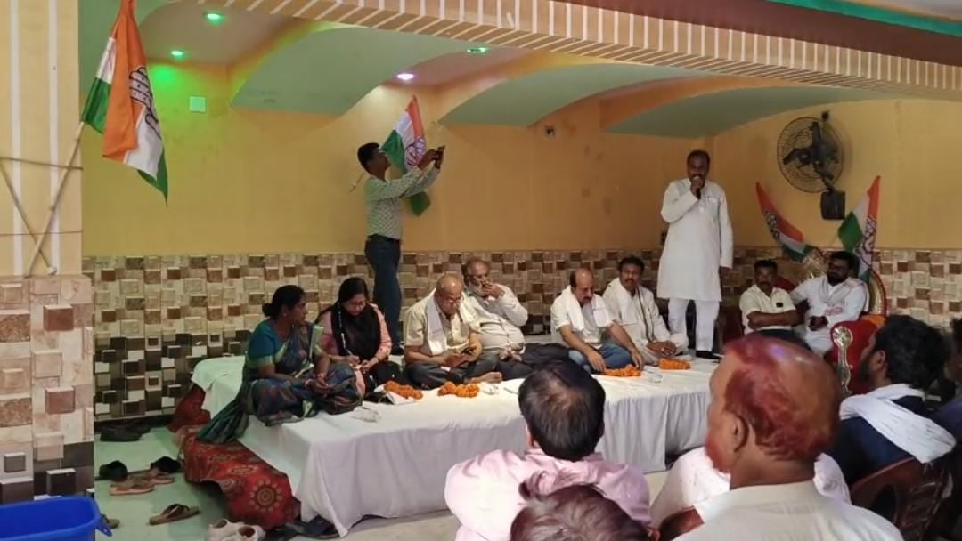 साहिबगंज:राजमहल लोकसभा सीट की टिकट घोषणा से पूर्व राजेश ठाकुर का साहिबगंज दौरा, तैयारी को लेकर जिलाध्यक्ष ने किया बैठक