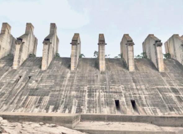 पीएम ने किया था मंडल डैम का शिलान्यास, पर आज तक गढ़वा के लोगों को मयस्सर नहीं हो सका है पानी