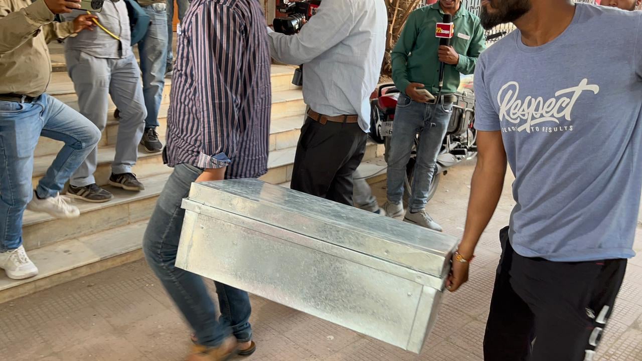 हेमंत सोरेन के खिलाफ ईडी ने 5500 पेज का चार्ज शीट किया दाखिल