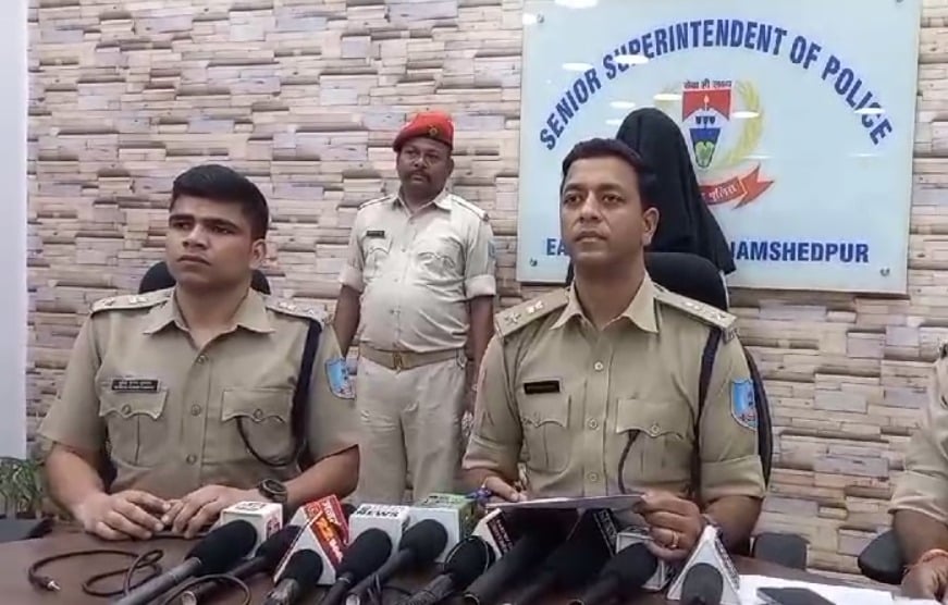 Jamshedpur: अमरनाथ गिरोह का सक्रिय शूटर राहुल सिंह गिरफ्तार, पवन यादव हत्याकांड का था मुख्य आरोपी