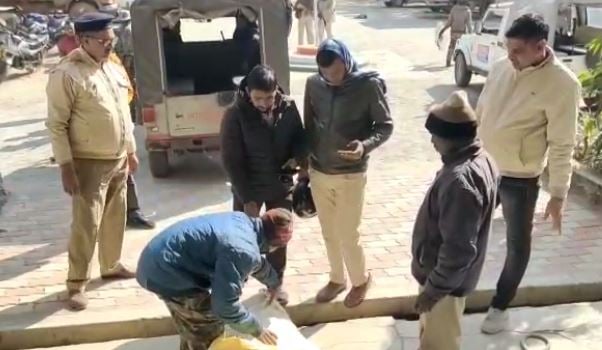 माओवादियों का  50 किलो विस्फोटक बरामद, दो गिरफ्तार