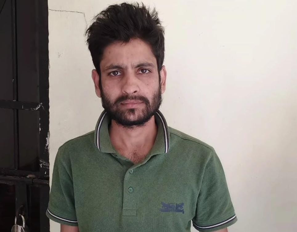 Gadhwa: साइबर अपराधियों ने इंडियन बैंक को लगाया डेढ़ करोड़ का चूना, बैंक कर्मियों की मिली भगत से हुई ठगी, एक गिरफ्तार