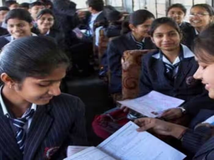JAC Matric Result 2024: वो स्कूल जिसने कर दिखाया करिश्मा, झारखंड की चारों टॉपर बेटियां इसी स्कूल की, पढ़िए