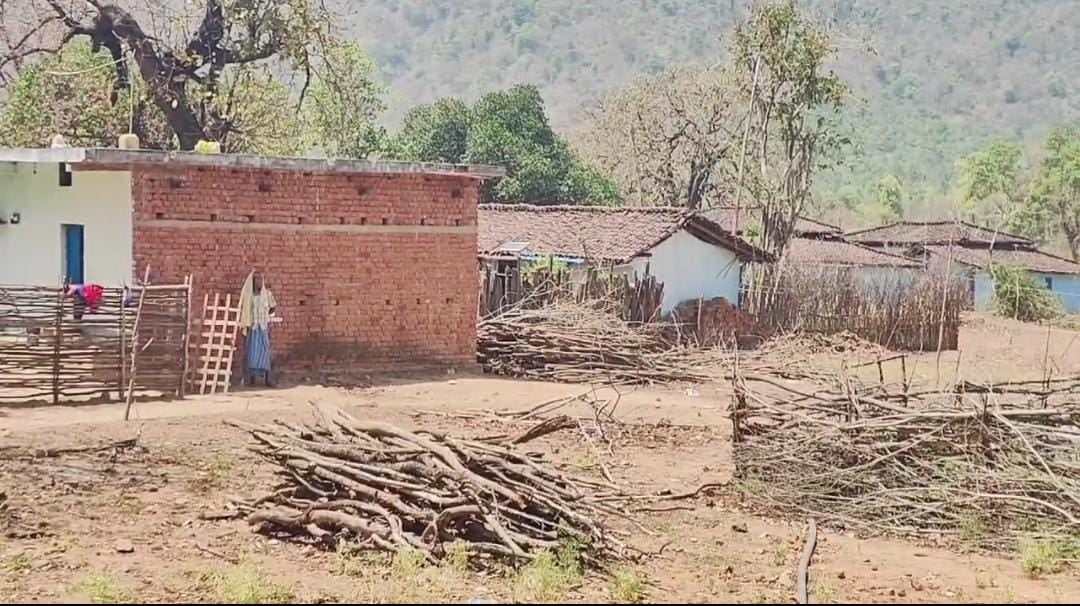 गढ़वा का बूढ़ा पहाड़ नया कीर्तिमान रचने को तैयार! यहां के लोग पहली बार करेंगे मतदान, पढ़ें क्या है चुनाव आयोग की तैयारी