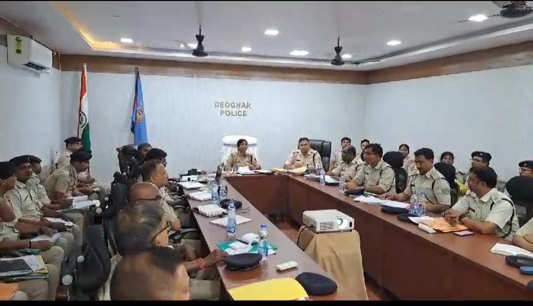 देवघर: संताल परगना की तीनों सीटों पर शांतिपूर्ण तरीके से होगा मतदान, पुलिस मुस्तैदी से कर रही है काम