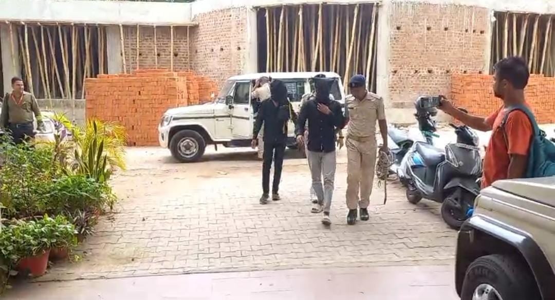 जमशेदपुर: गोलमुरी में हुई फायरिंग मामले का खुलासा, पुलिस ने दो आरोपियों को किया गिरफ्तार