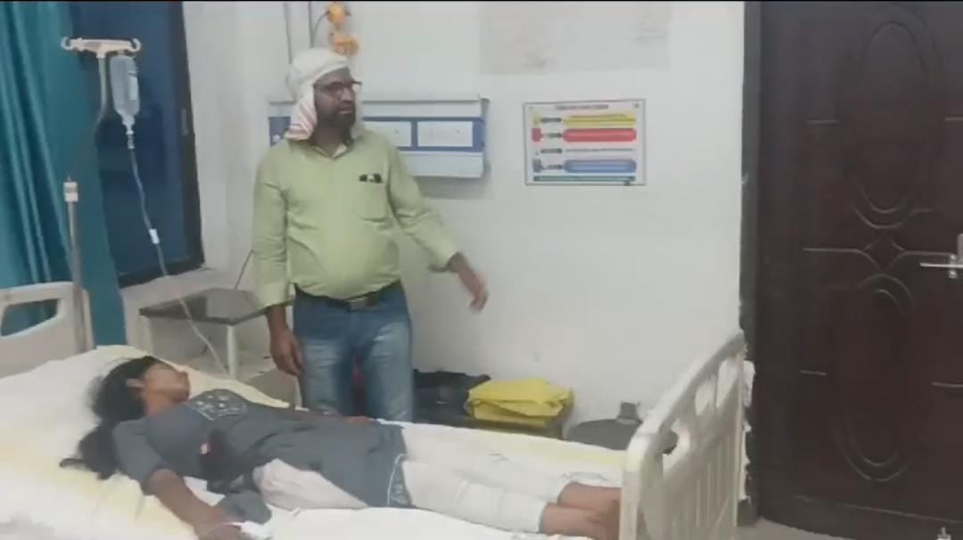 Bihar:जमीन विवाद में हुई फायरिंग में पिता की मौत, बेटी घायल, गांव में मचा कोहराम