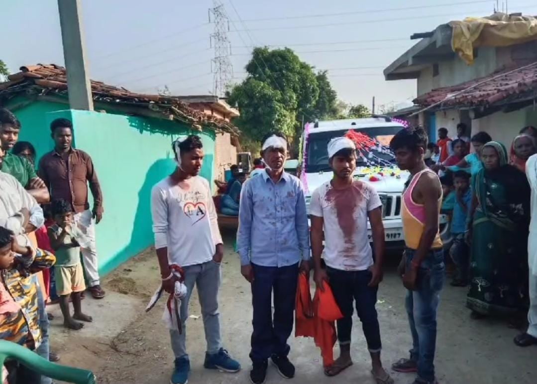 गढ़वा: बार बालाओं के साथ छेड़छाड़ को लेकर बारात में जमकर मारपीट, तीन गंभीर रुप से घायल
