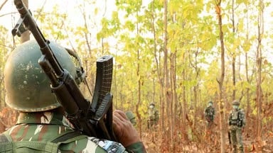 Big Breaking : सुरक्षा बलों की बड़ी कार्रवाई, चार नक्सलियों को किया ढेर, DRG और STF ने चलाया था ऑपरेशन