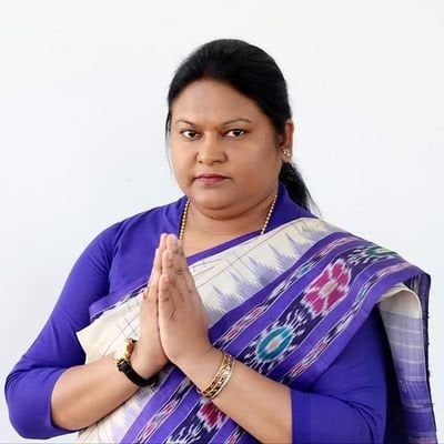 Tweet controversy-“मेरे लिए राजनीति के द्रोणाचार्य है दिशोम गुरु” एक बार फिर से सामने आयी सीता सोरेन की सफाई