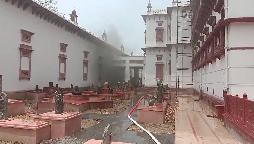 Breaking: पटना के म्यूजियम परिसर में लगी भीषण आग, काफी मशक्कत के बाद 25 अग्निशमन की गाड़ियों ने पाया काबू