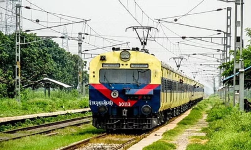 झारखंड के इस संसदीय क्षेत्र में पहली बार चला इलेक्शन स्पेशल मेमू ट्रेन, जानिए किसे मिलेगी सुविधा