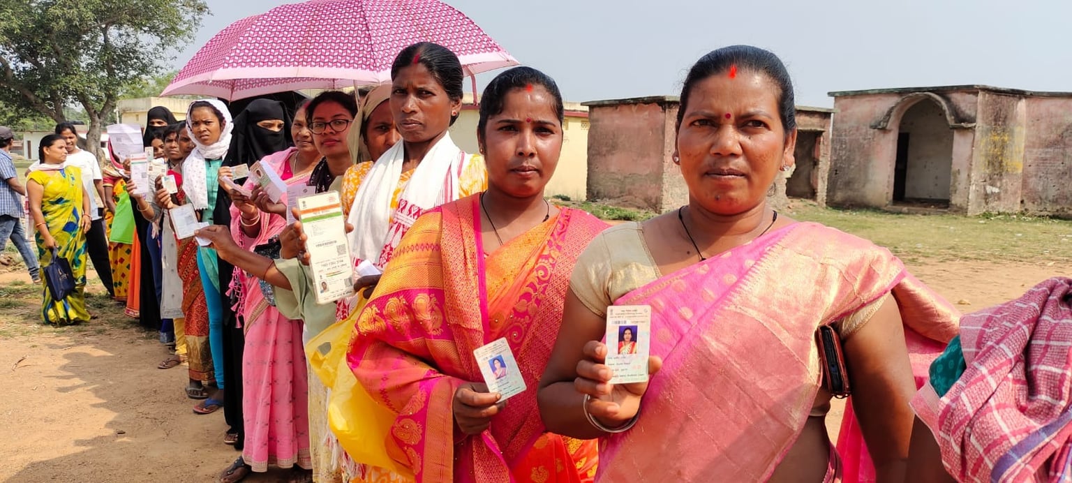 Lok sabha voting: खूंटी में लम्बी कतार, पलामू में सुस्त दिखे मतदाता, जानिये दोपहर एक बजे तक कहां कितना हुआ मतदान