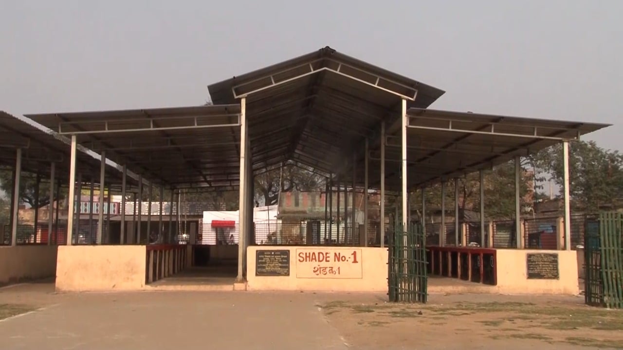 धनबाद नगर निगम वेंडिंग जोन :  न अतिक्रमण हटा, न ट्रैफिक सुधरी, फूंक गए दो करोड़