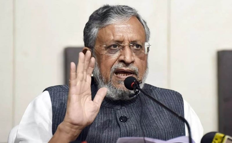 Bihar Update : सुशील मोदी की अंतिम यात्रा में कई दिग्गज नेता हुए शामिल, आज शाम राजकीय सम्मान के साथ होगा अंतिम संस्कार