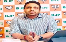 Loksabha Election 2024: इधर पीएम घाटशिला की जनता को रिझा रहे थे, उधऱ बीजेपी के प्रदेश प्रवक्ता ने पार्टी से दिया इस्तीफा