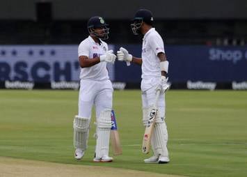 भारत-दक्षिण अफ्रीका टेस्ट सीरीज : टॉस जीत कर भारत का पहले बल्लेबाजी का फैसला, ओपनर्स ने दी सधी हुई शुरुआत