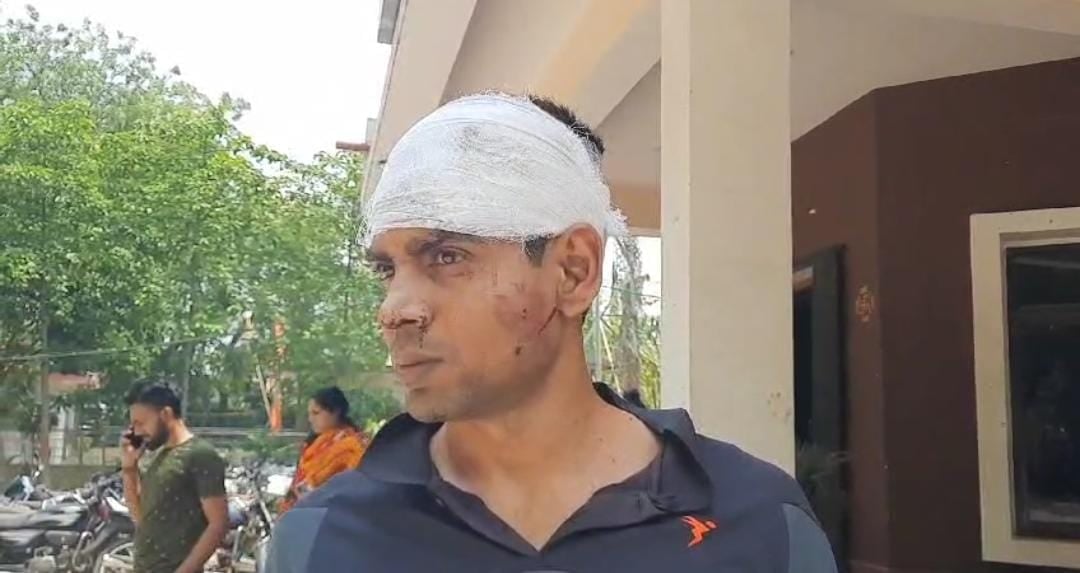 सरायकेला:फूड डिलीवरी बॉय और ग्राहक के बीच जमकर मारपीट, चार लोग घायल, पढ़ें विवाद की वजह