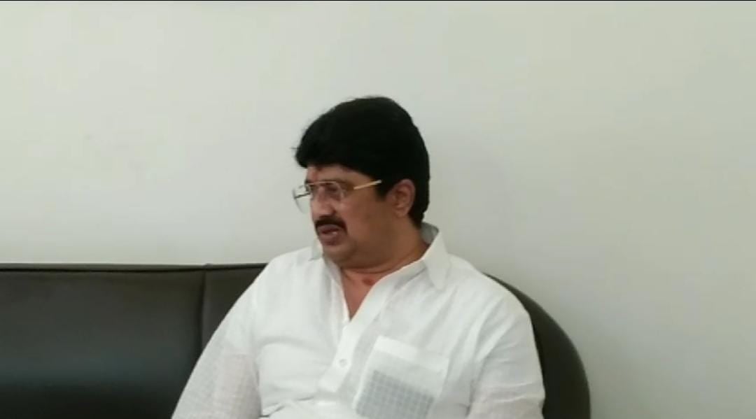 LS Election 2024:गोड्डा लोकसभा क्षेत्र में निशिकांत दुबे के काम को देख कायल हुए राजा भैया,बोले देश में बनेगी मोदी की सरकार