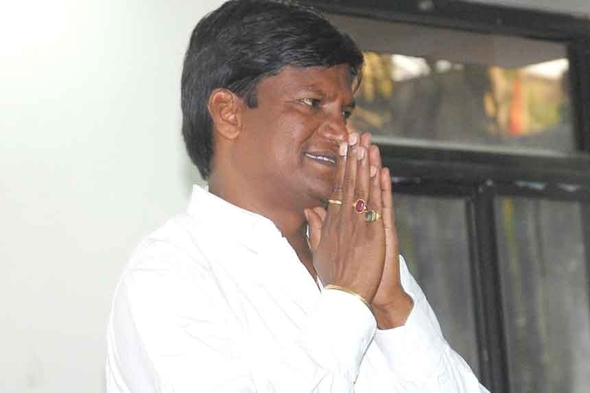 BIG QUESTION  ; सांसद ढुल्लू  महतो की सीट  बाघमारा भाजपा की रहेगी  या आजसू करेगा झपटमारी!!