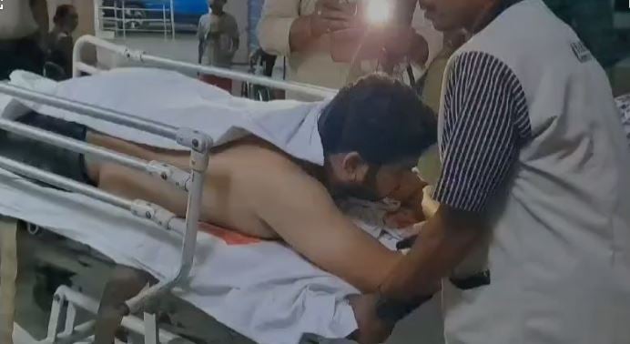 Jamshedpur Breaking :आदित्यपुर में जमीन कारोबारी पर बेखौफ अपराधियों ने चलाई गोली, घटना में 5 वर्षीय बेटा हुआ घायल