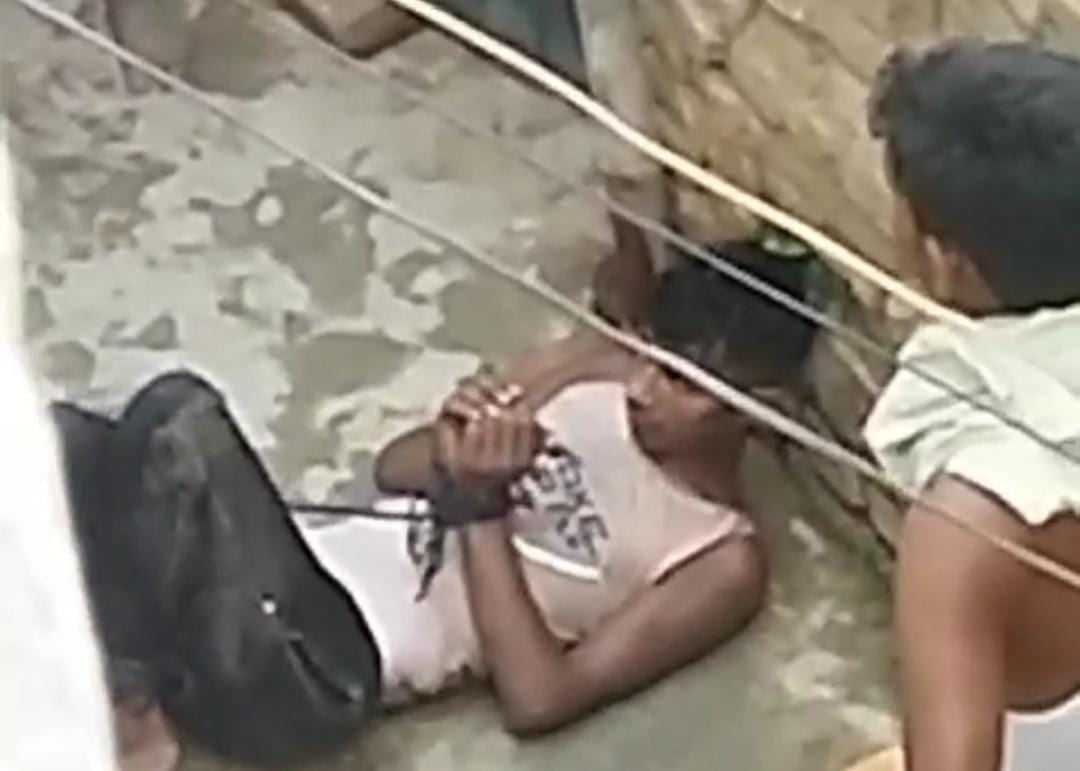 Nalanda News: प्रेमिका से मिलने पहुंचे प्रेमी की जमकर हुई पिटाई, वीडियो वायरल होते ही पुलिस ने की यह कार्रवाई