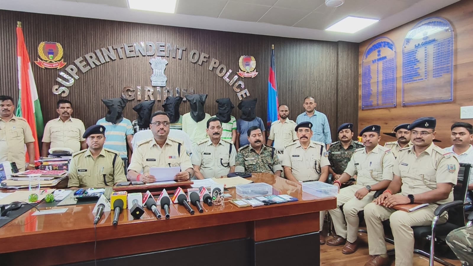 गिरिडीह पुलिस ने डॉक्टर के बेटे के अपहरण केस का किया खुलासा, मामले में 6 अपराधियों को किया गिरफ्तार