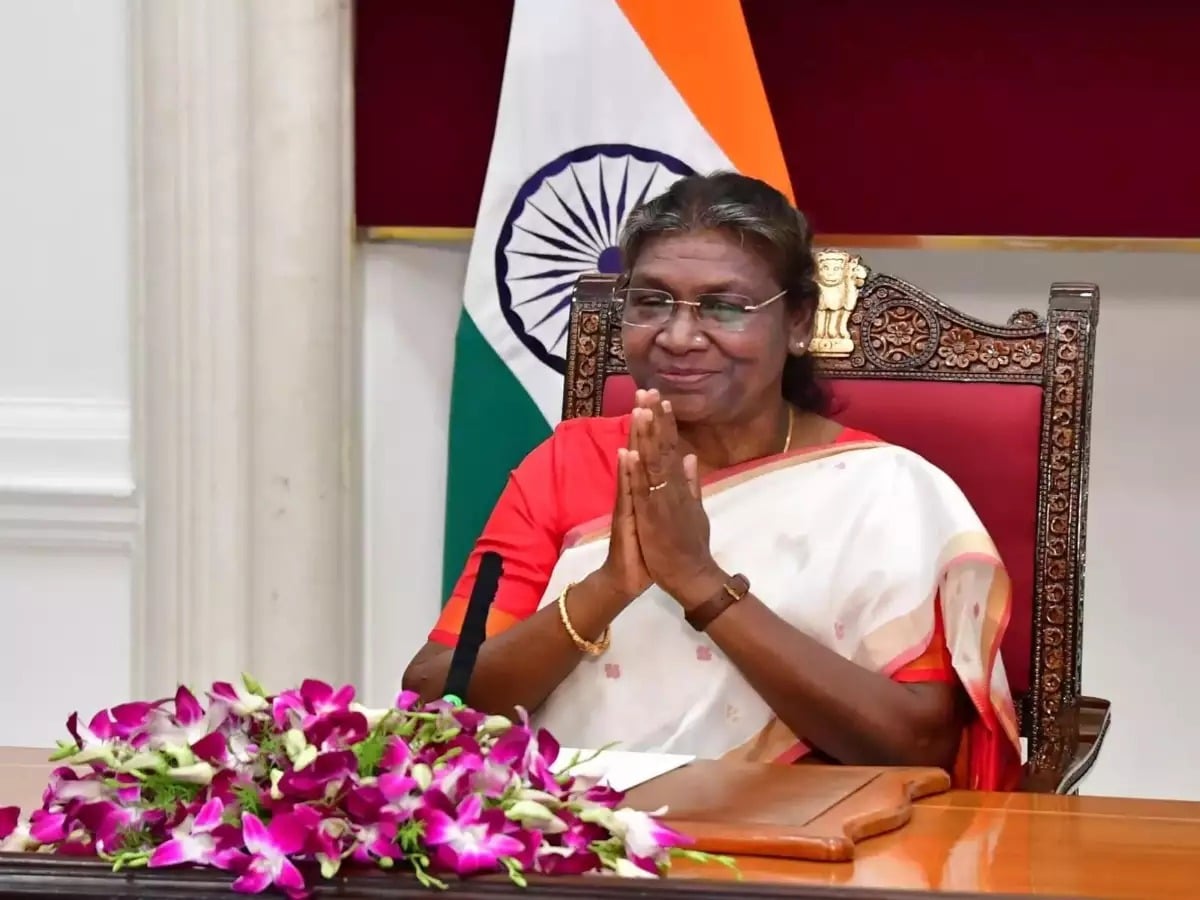 राष्ट्रपति द्रौपदी मुर्मू आज मना रही अपना 66 वां जन्मदिन, प्रधानमंत्री सहित कई नेताओं ने दी बधाई