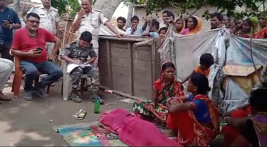 Sahibganj Breaking :अर्धनिर्मित बिल्डिंग से आठ वर्षीय बच्ची का शव मिलने से सनसनी, दुष्कर्म की जताई जा रही है आशंका