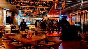 रांची: उत्पाद विभाग की बड़ी कार्रवाई, बार संचालक गिरफ्तार ,बिना लाइसेंस चला रहा था कारोबार