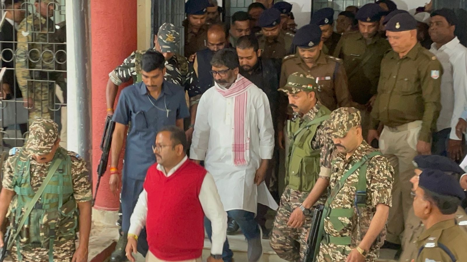 BIG BREAKING : हेमंत सोरेन को झारखंड हाईकोर्ट से मिली बेल