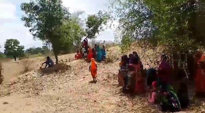 Crime News Bihar:हैवान पति ने अपनी ही पत्नी की गला दबाकर की हत्या, सबूत छुपाने के लिए झाड़ी में फेंका शव