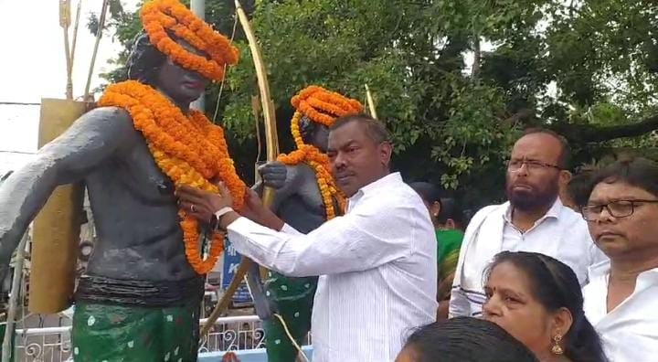 दुमका:मंत्री बसंत सोरेन ने दी हूल दिवस की शुभकामना, कहा- एक बार फिर सुनाई देगी हूल की आवाज, आने वाला कल होगा बेहतर