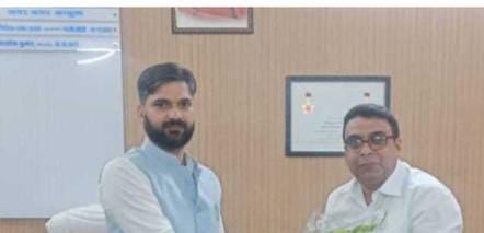 सरायकेला:नगर निगम का प्रभार संभालते ही एक्शन में रवि प्रकाश, कहा-आदित्यपुर में जल संकट से लोगों को मिलेगी निजात