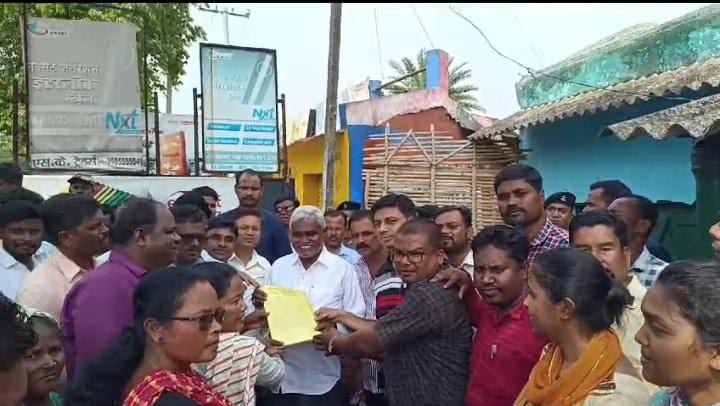 सरायकेला: सीएम पद छोड़ने के बाद अपने गृह जिला पहुंचे चंपाई सोरेन, गर्मजोशी से हुआ स्वागत, पढ़ें हेमंत सोरेन पर क्या कहा