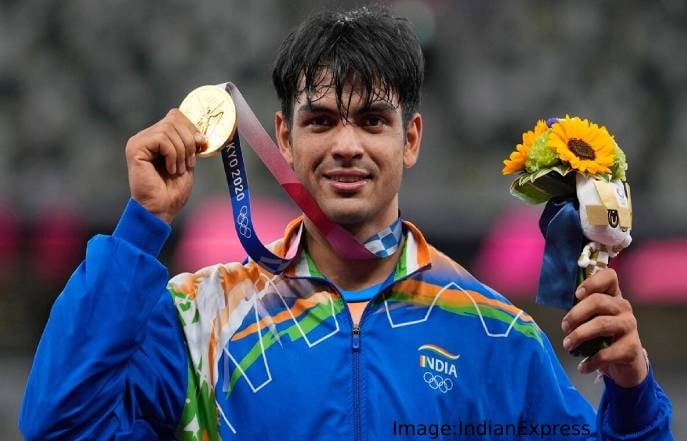 नीरज ओलम्पिक में जीते गोल्ड, तो धोनी बने मेंटर, जानिए भारतीय खेल जगत में कैसा रहा साल 2021