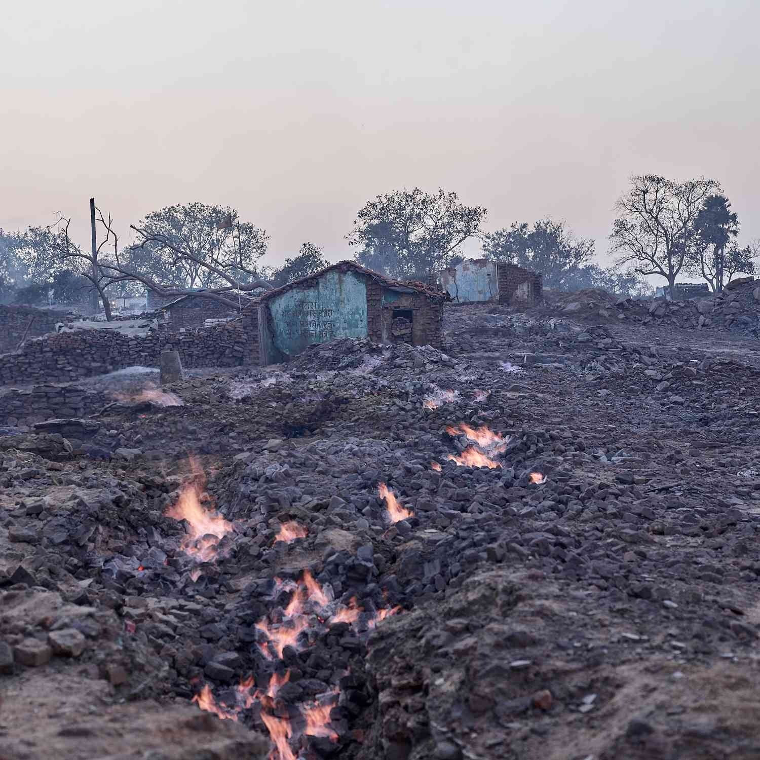 झरिया की "आग" पहुंची प्रधानमंत्री कार्यालय,पढ़िए क्यों गुपचुप दौरे पर आये अधिकारी
