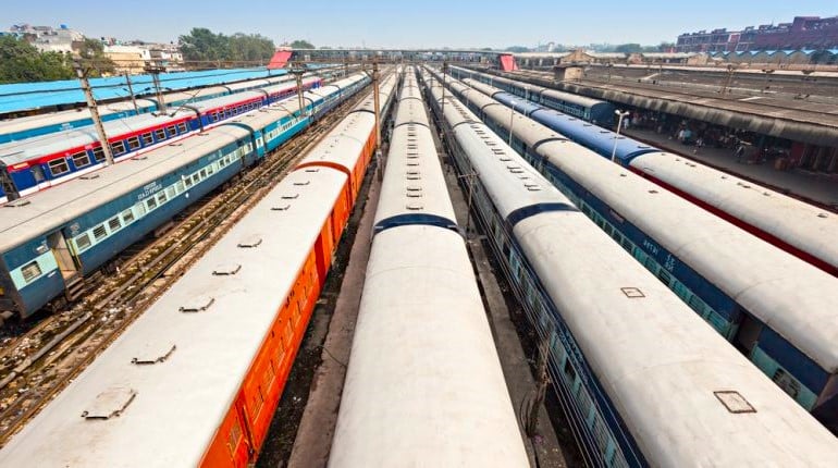 Indian Railways: श्रावणी मेले के लिए रेलवे चला रहा हावड़ा मंडल से 6 ईएमयू ट्रेनें, श्रद्धालुओं को होगी सुविधा, जानें शेड्यूल