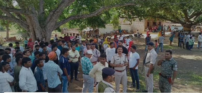 गढ़वा: मुर्हरम जुलूस के दौरान आपस में भिड़े दो समुदाय के लोग, पुलिस छावनी तब्दील हुआ मिलनी स्थल