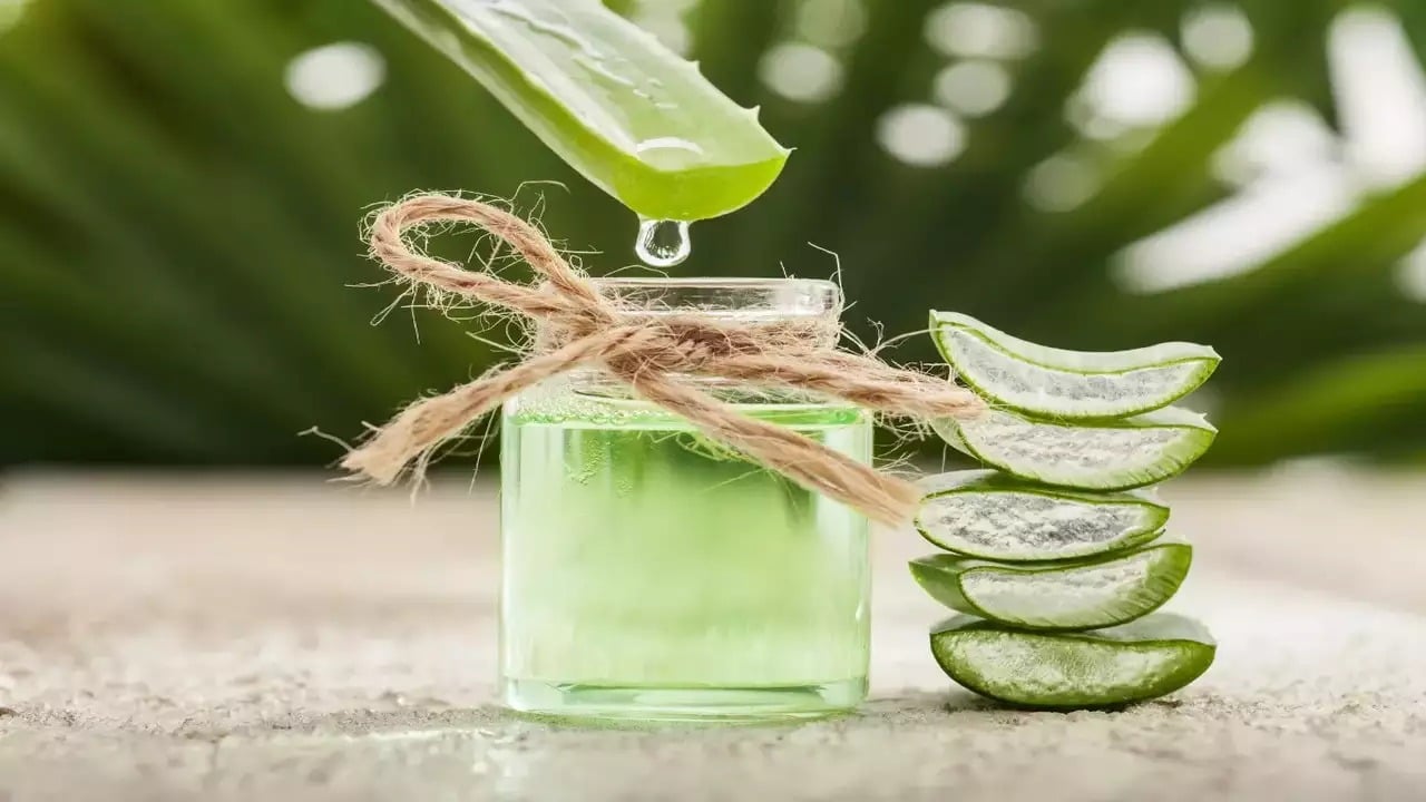 SKIN CARE:पार्लर को कहे बाय-बाय, घर बैठे ऐसे पाए ग्लोइंग स्किन