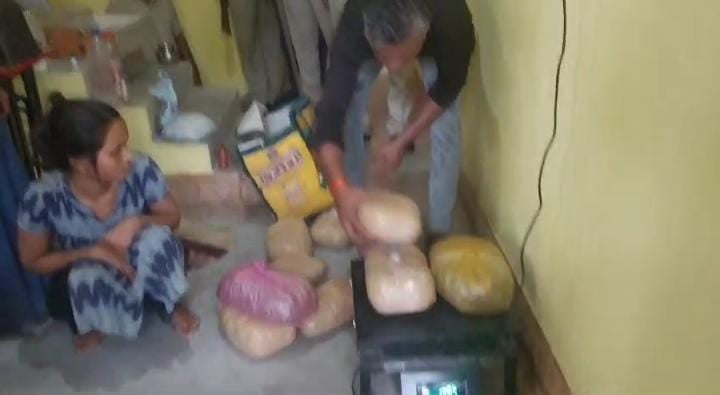 नशे के खिलाफ जमशेदपुर पुलिस की कार्रवाई, गांजा के साथ एक गिरफ्तार, एक फरार